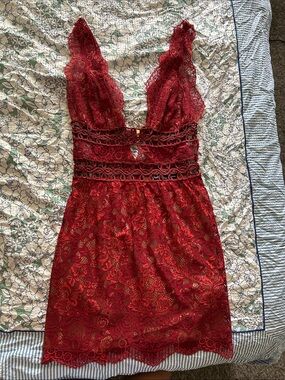 For love &lemons Red Lace Plunge V-Neck Women’s Dress